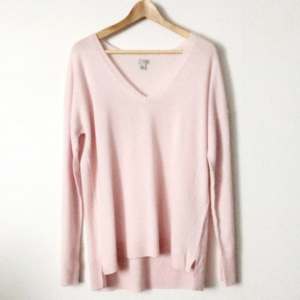 Halogen Pink Cashmere V-Neck Sweater